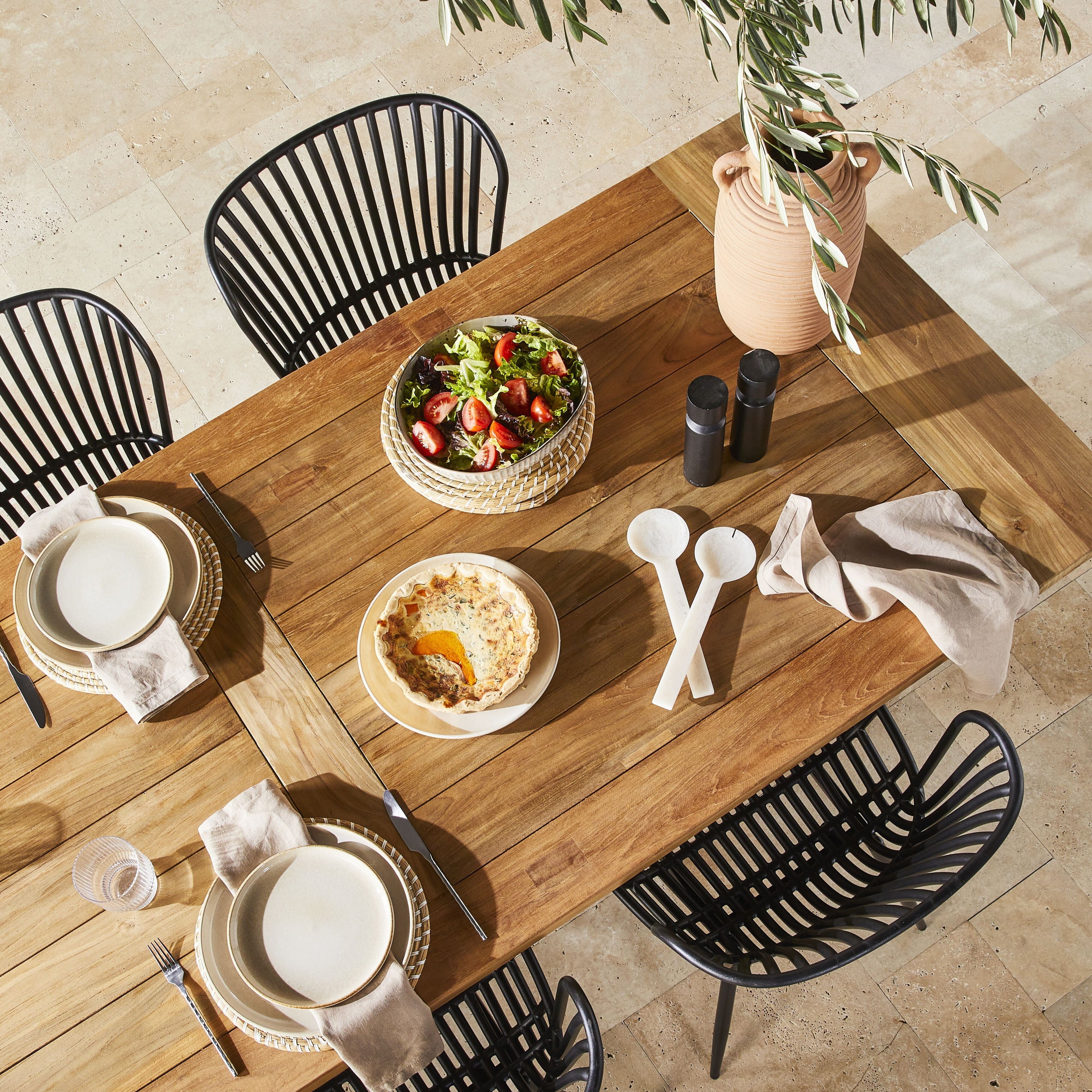 Lini Outdoor Aluminium Stackable Dining Chair Matte Black