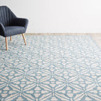 Tapis Casablanca en mélange de laine tufté à la main, coloris bleu canard, 240x300cm