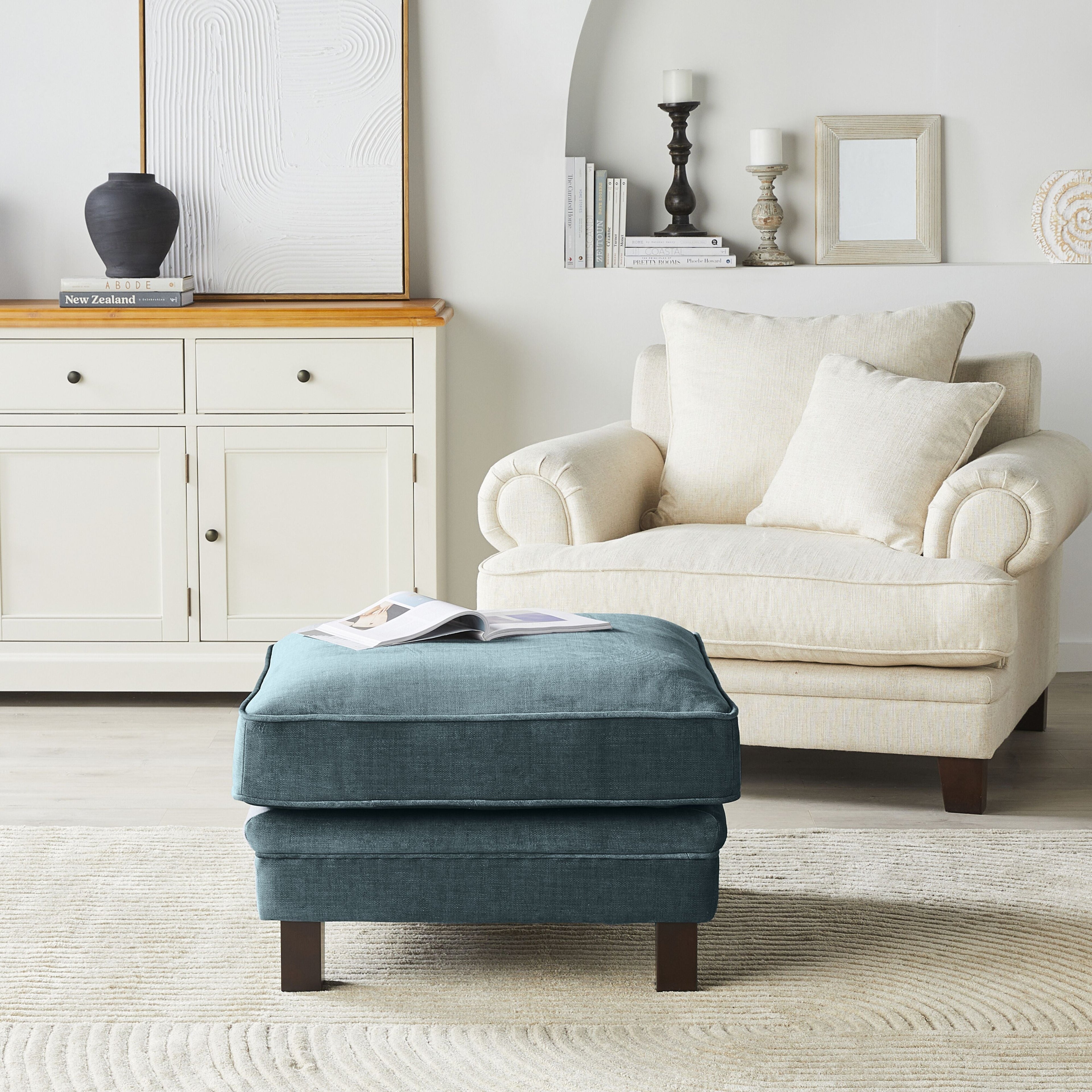 Lisette Velvet Ottoman Aura Emerald