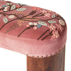 Banc brodé Freya en velours rose