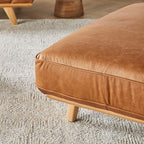 Pouf en cuir Carson Dakota marron vieilli