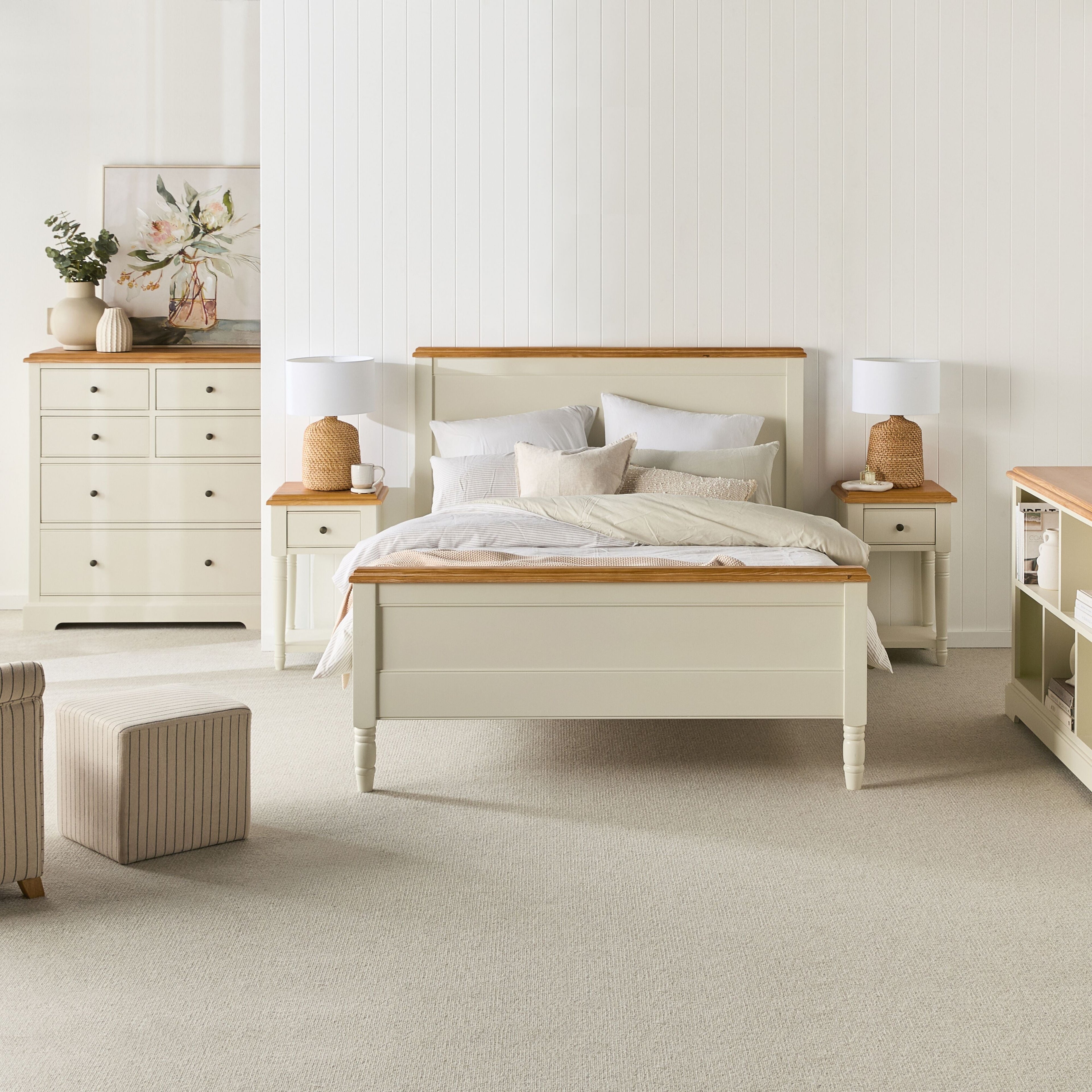 Clover Outback Solid Timber Bookcase White 93x140cm